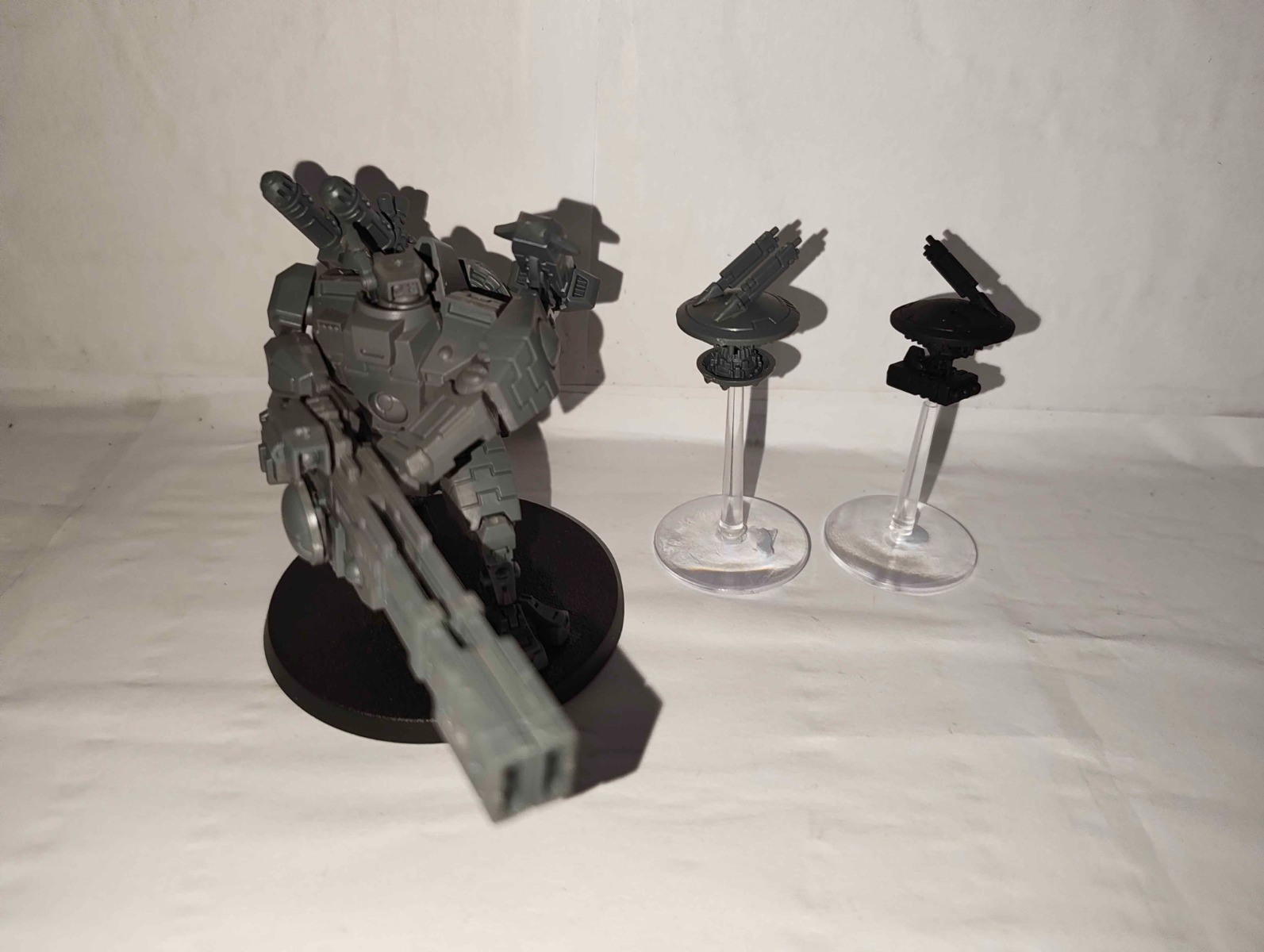Warhammer Second hand - Assembled: Tau - XV88 Broadside Battlesuit